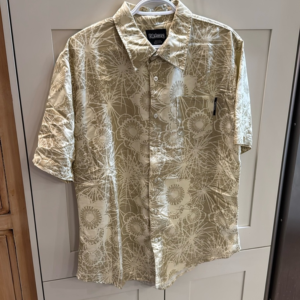 Billabong shirt - size XL